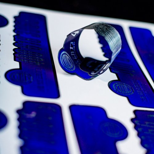 Hot selling aluminum metal material customized waterproof bottle stickers